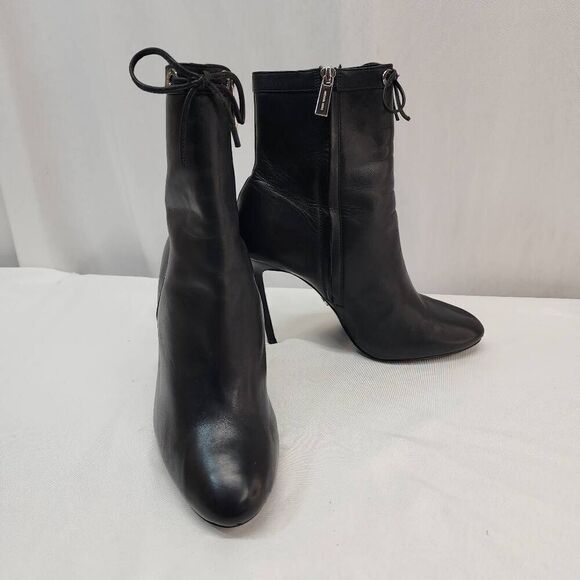 Michael Kors Size 8 Women's Black Leather Bow Ankle Booties Pointy Toe High Heel - Picture 2 of 9